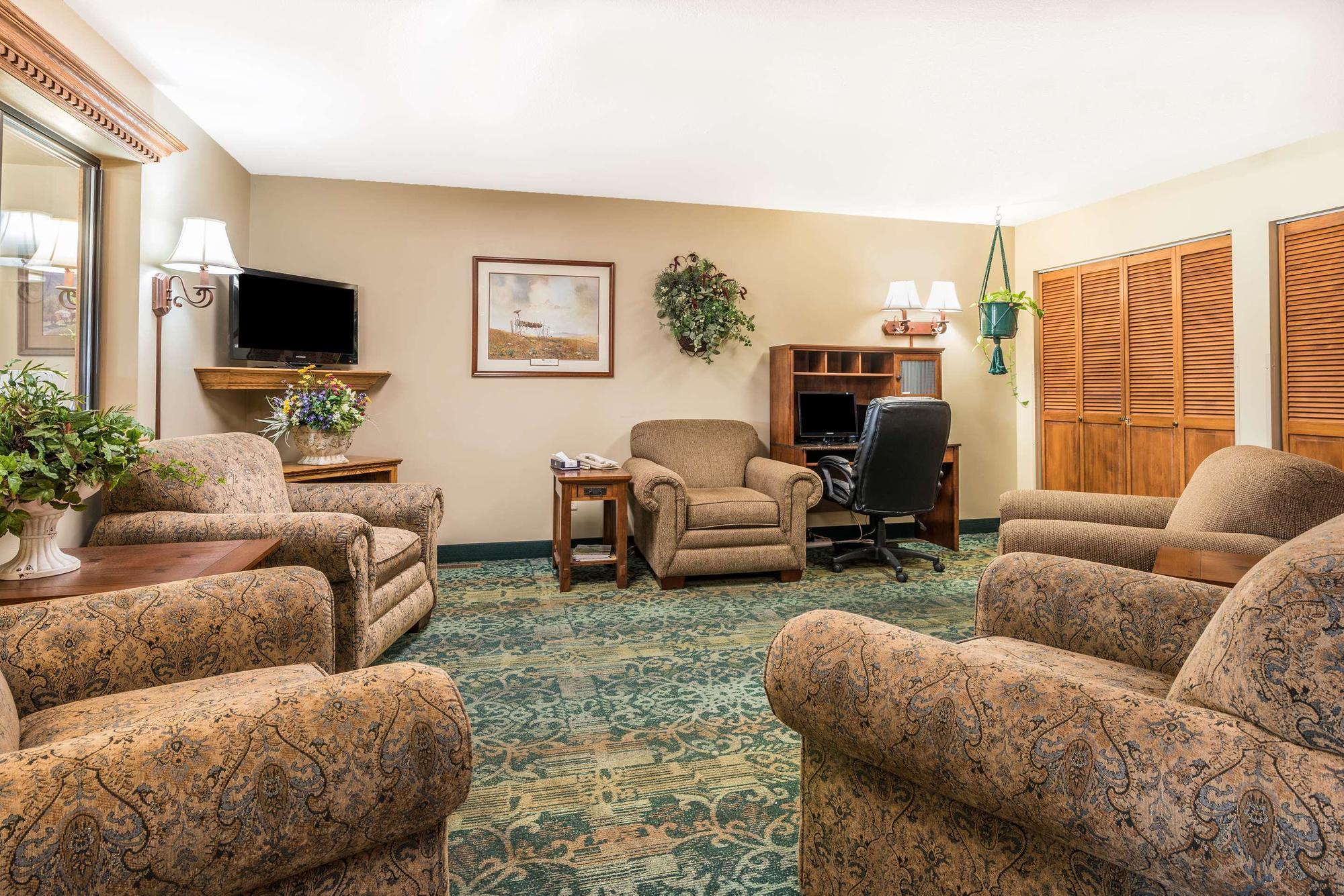 Homestead Inn And Suites Hardin Exteriér fotografie